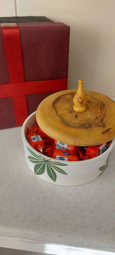 شکلات خوری ۱۶ سانت با جعبه کادو